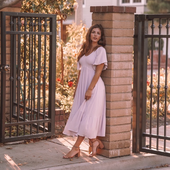 ✨The Paige Flutter Sleeve Smocked Midi Dress - Picture 3 of 9